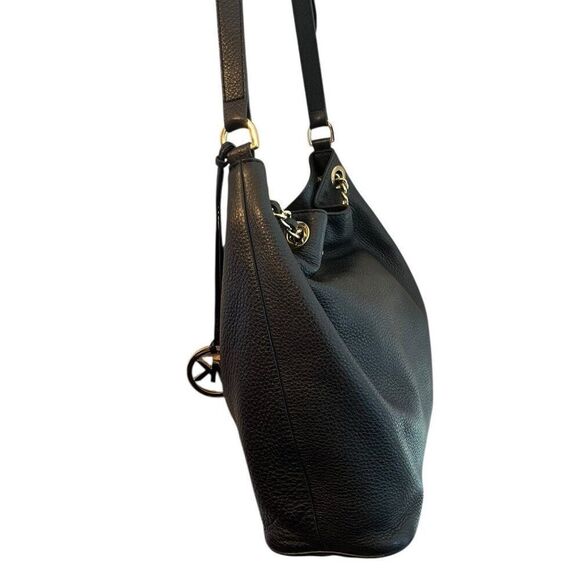 Michael Kors Black Pebbled Leather Gold Chain Link MK Bucket Shoulder Bag Purse - Picture 4 of 9
